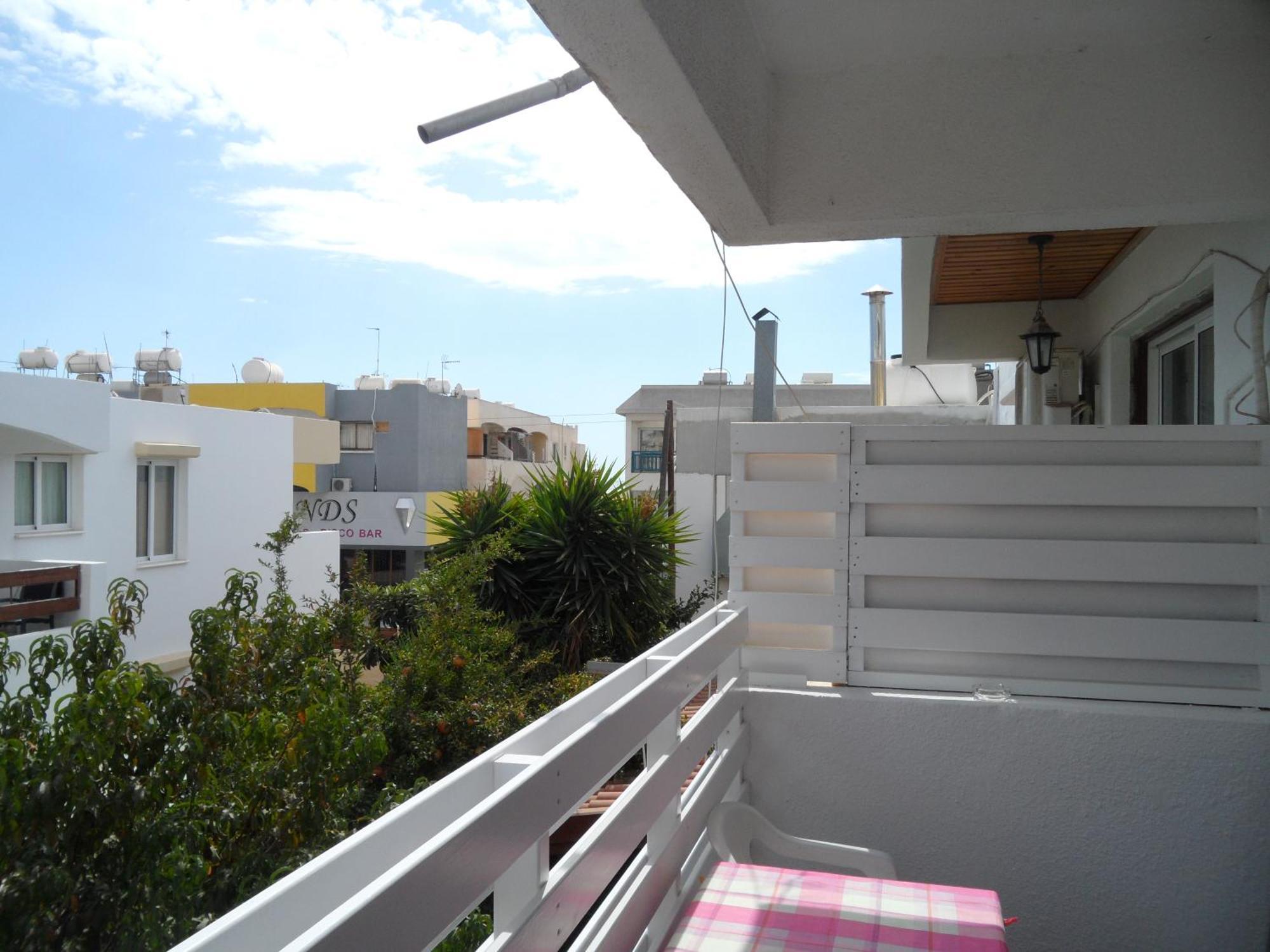 Sunshine Apts, Two Bedroom , Free Internet, No 3 Agia Napa Exterior foto