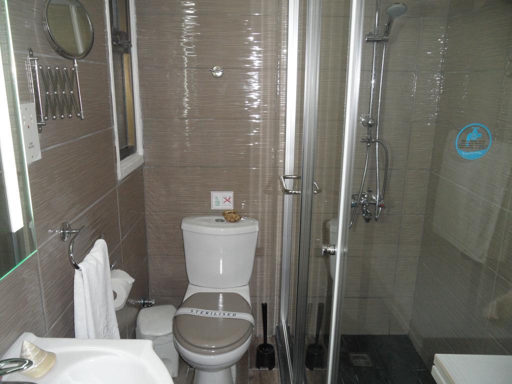 Sunshine Apts, Two Bedroom , Free Internet, No 3 Agia Napa Exterior foto